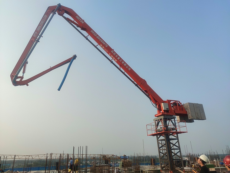 科尼樂重工電梯井內爬式液壓布料機