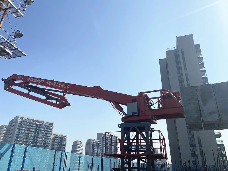 科尼樂重工電梯井內爬式液壓布料機